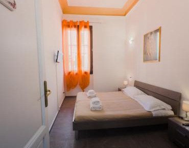 Small Double Room with Private External Bathroom