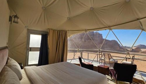King Room with Mountain View