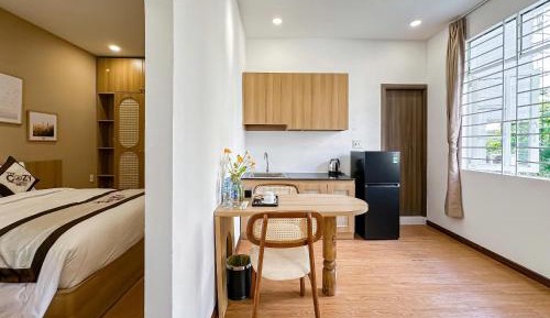 One-Bedroom Apartment with City View