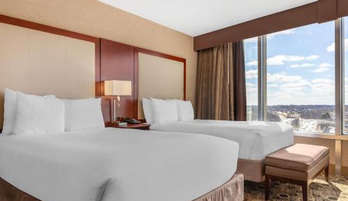 2 Double Beds-Non Smoking