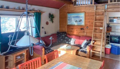 Four-Bedroom Holiday Home
