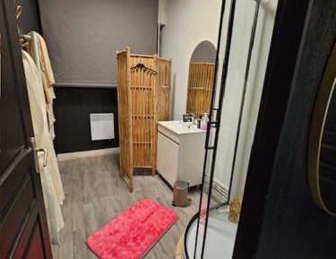 Suite with Hot Tub
