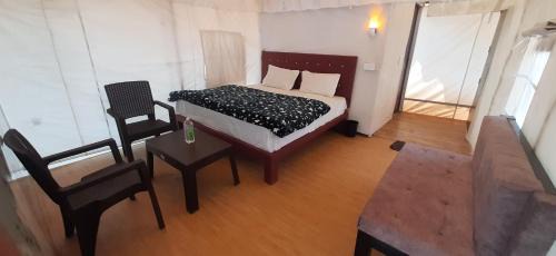 King Room with Mountain View