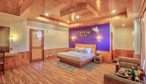 Deluxe King Room