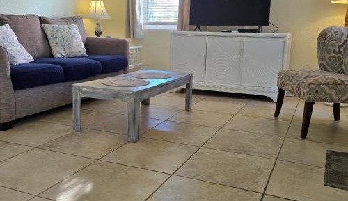 One Bedroom Apartment