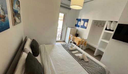 Double Room with Private External Bathroom