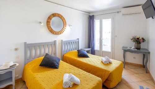 Twin Room
