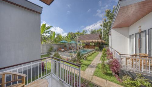 Deluxe Double Pool View