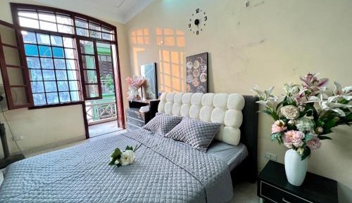 King Room with Balcony