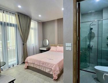 King Room with Balcony