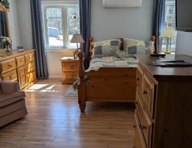 Double Room with Private Bathroom