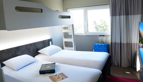 Family Suite with One Large Bed and Three Single Beds