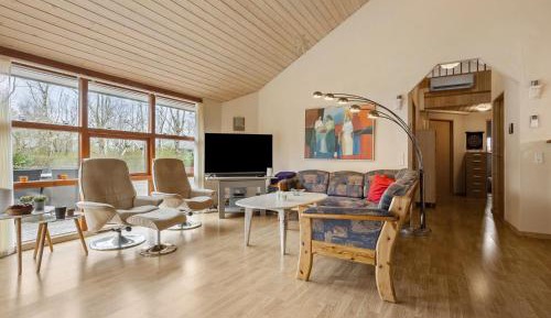 Four-Bedroom Holiday Home