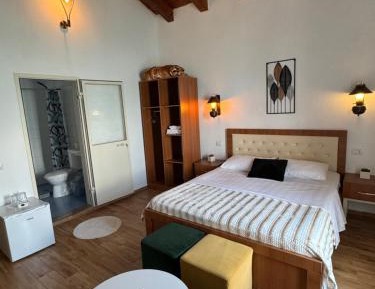 Double Room with Lake View