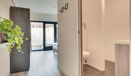 Dam Apartment with terrace 1 - Damplein