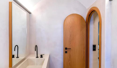 Deluxe Double Room (2 Adults + 1 Child)  with private hot tub