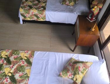 Triple Room with Private Bathroom