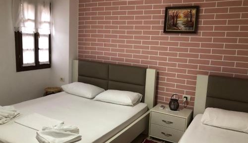 Triple Room with Private Bathroom