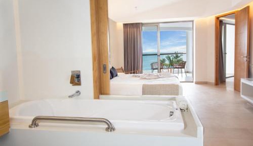 SUITE PREMIUM OCEANFRONT