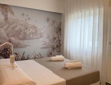 Apartment with Terrace and Sea View