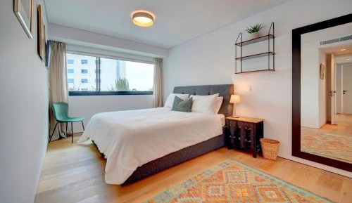 Three-Bedroom Apartment - High Floor