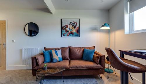 Apartment with Shower