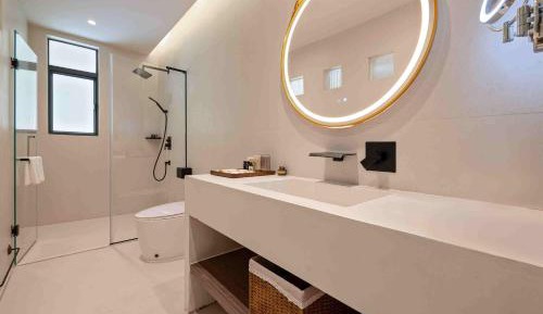 Queen Room with Balcony