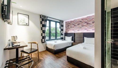 Deluxe Twin Room