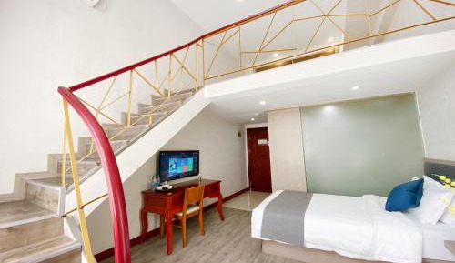 Superior Family Room