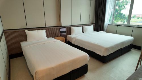 Large Double Room