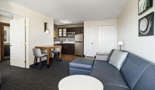 One-Bedroom Queen Suite with Sofa Bed