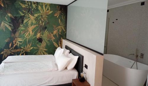 Deluxe Junior Suite