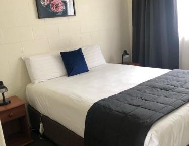 Triple Room with Bathroom