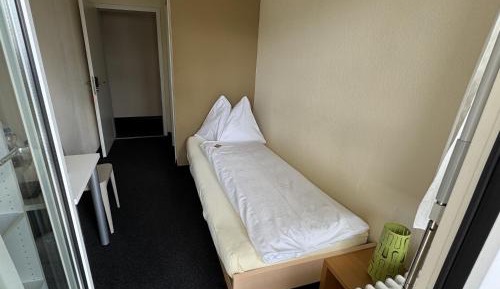 Single Room with Lake View