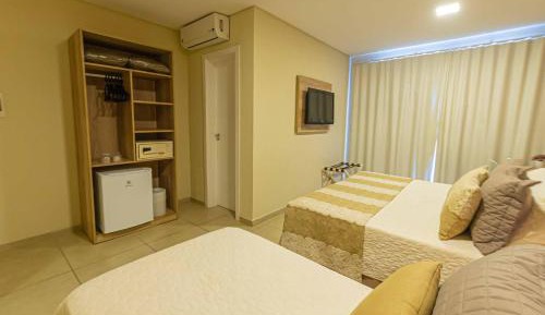 Deluxe Suite