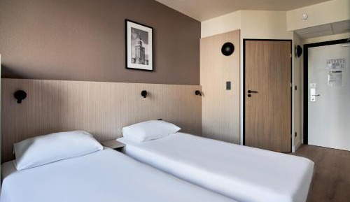 Standard Room - 2 Single Beds