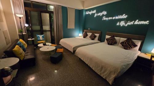 Quadruple Room with Private Bathroom
