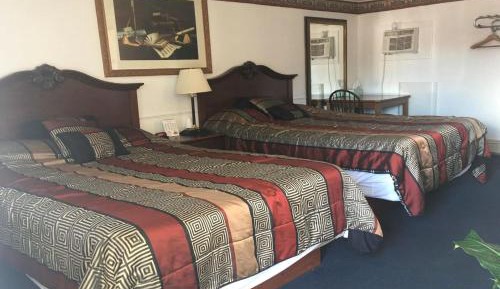 2 Full Beds Non-Smoking