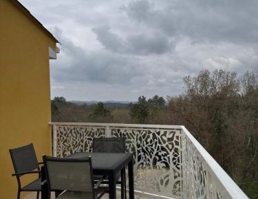 Double Room with Mountain View