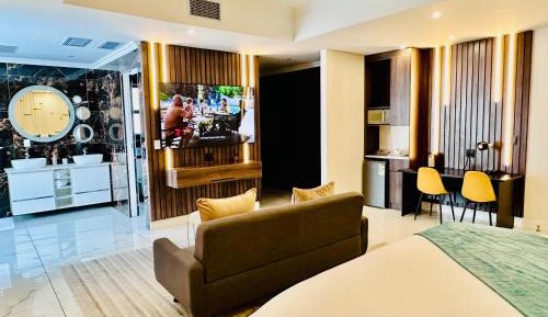 Executive Suite