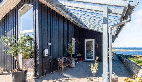 Four-Bedroom Vacation Home