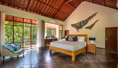 Two-Bedroom Villa with Mountain View and Full Set Kitchen