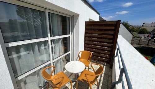 Twin Room with Balcony