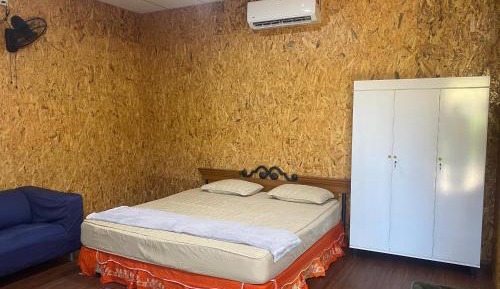 Queen Room