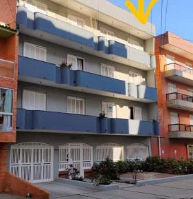 One-Bedroom Apartment with Balcony