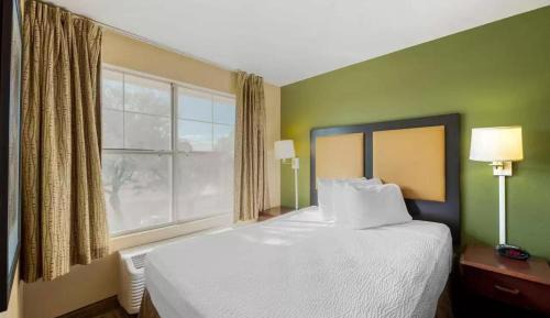One Room Suite - Non Smoking