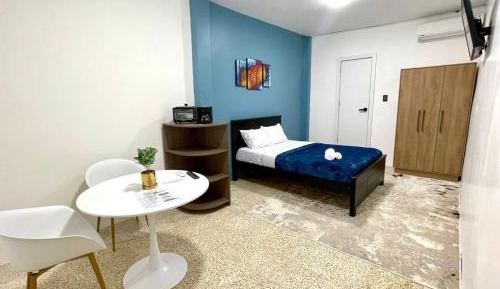 One-Bedroom Apartment - Non-Smoking