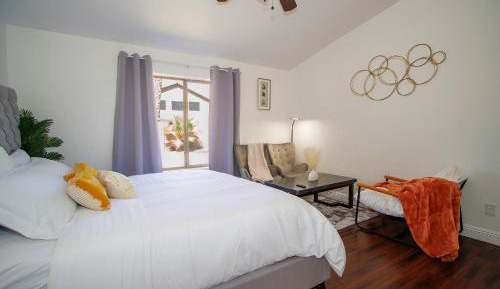 Four-Bedroom Holiday Home