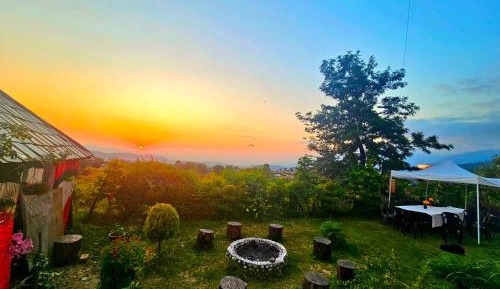 King Room with Balcony