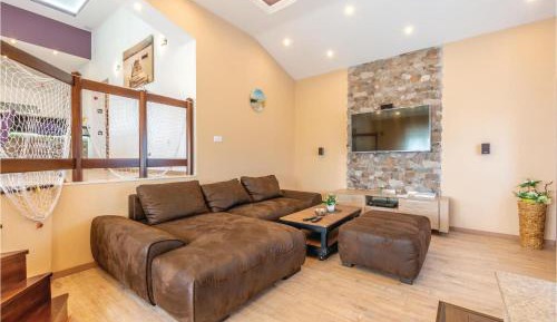 Four-Bedroom Holiday Home